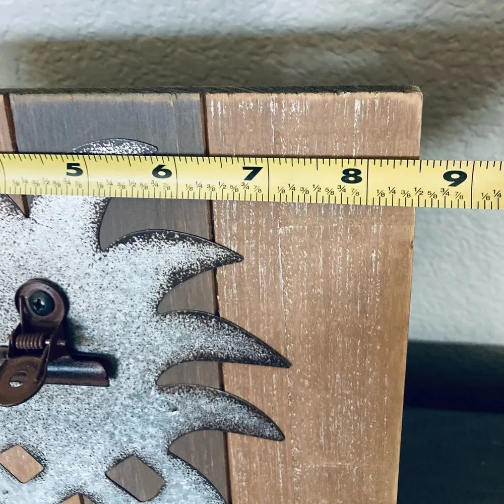 Pineapple Wood Metal Plank Clip Picture Frame Display